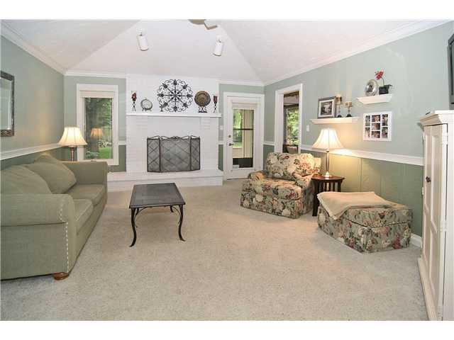 8640 Winding Ridge Road Indianapolis, IN 46217 - Photo 4 of 12 Gallery Image 4