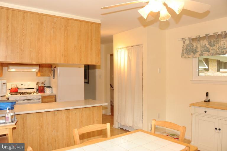 7004 Elkton Drive Springfield, VA 22152 - Photo 14 of 30 Kitchen