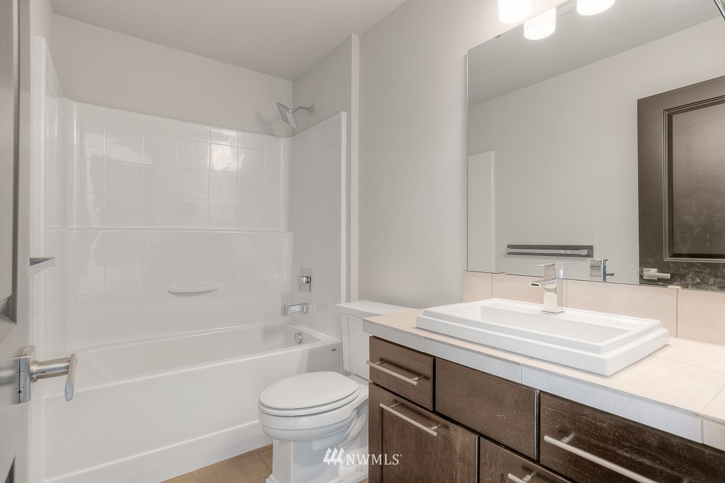 20623 3rd Avenue Southeast, Unit 24 Bothell, WA 98012 - Photo 13 of 23
