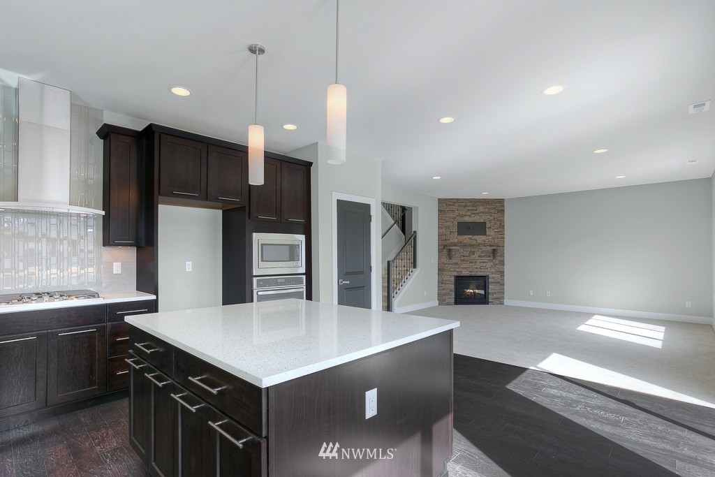 20623 3rd Avenue Southeast, Unit 24 Bothell, WA 98012 - Photo 3 of 23