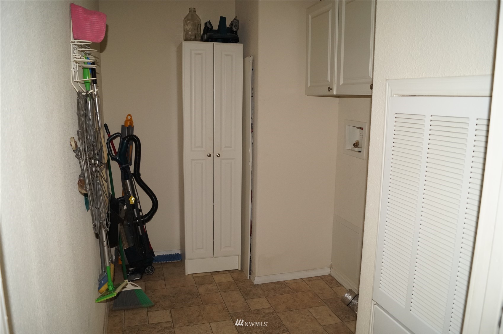 31 Meander Way Aberdeen, WA 98520 - Photo 11 of 24 Gallery Image 11