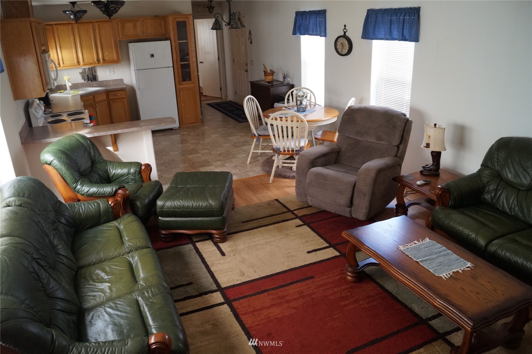 31 Meander Way Aberdeen, WA 98520 - Photo 4 of 24 Gallery Image 4