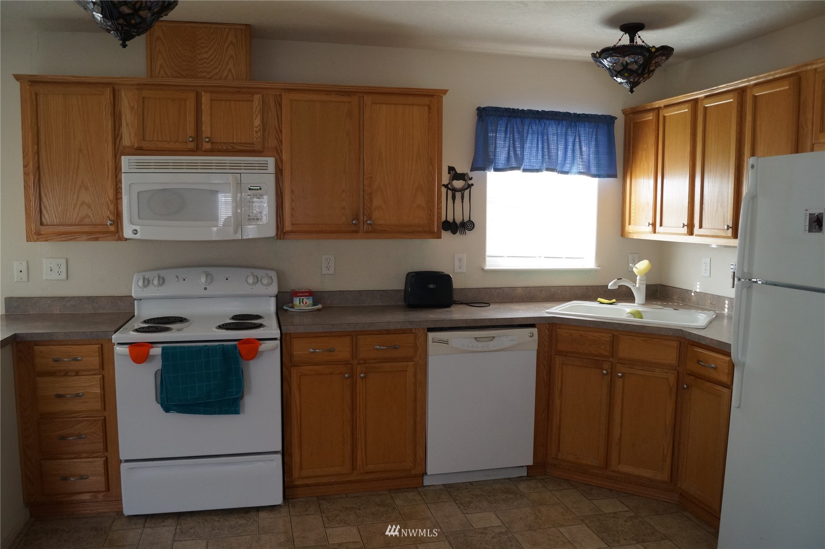 31 Meander Way Aberdeen, WA 98520 - Photo 9 of 24 Gallery Image 9