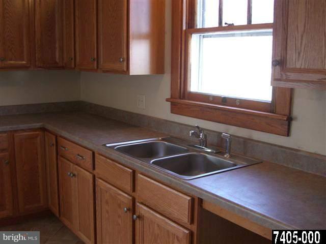 25 California Road Gettysburg, PA 17325 - Photo 3 of 17