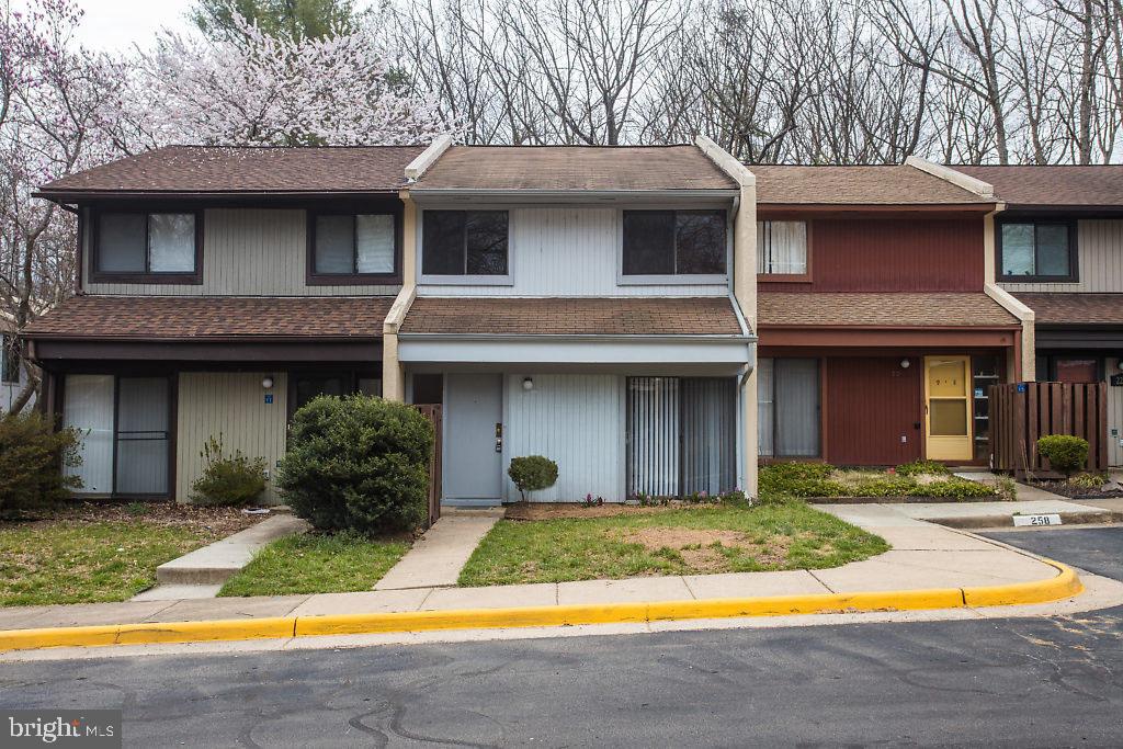 2213 White Cornus Lane Reston, VA 20191 - Photo 1 of 25 Exterior Front