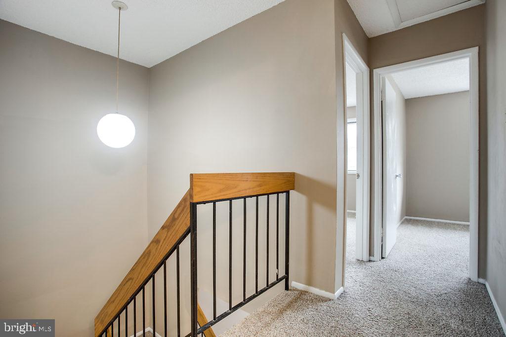 2213 White Cornus Lane Reston, VA 20191 - Photo 19 of 25 Upper Hallway