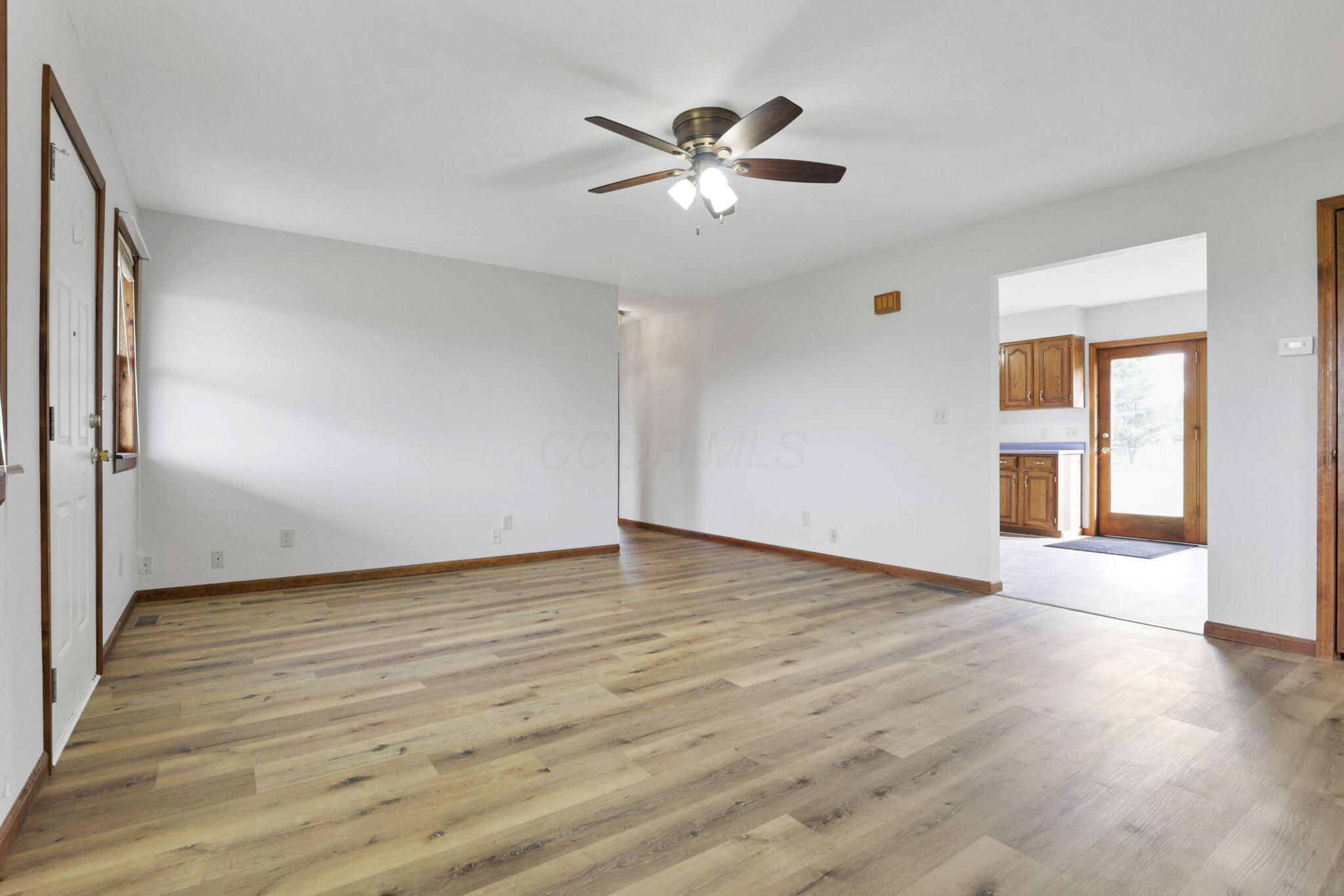 9416 Baker Road Stoutsville, OH 43154 - Photo 8 of 52 Living Room