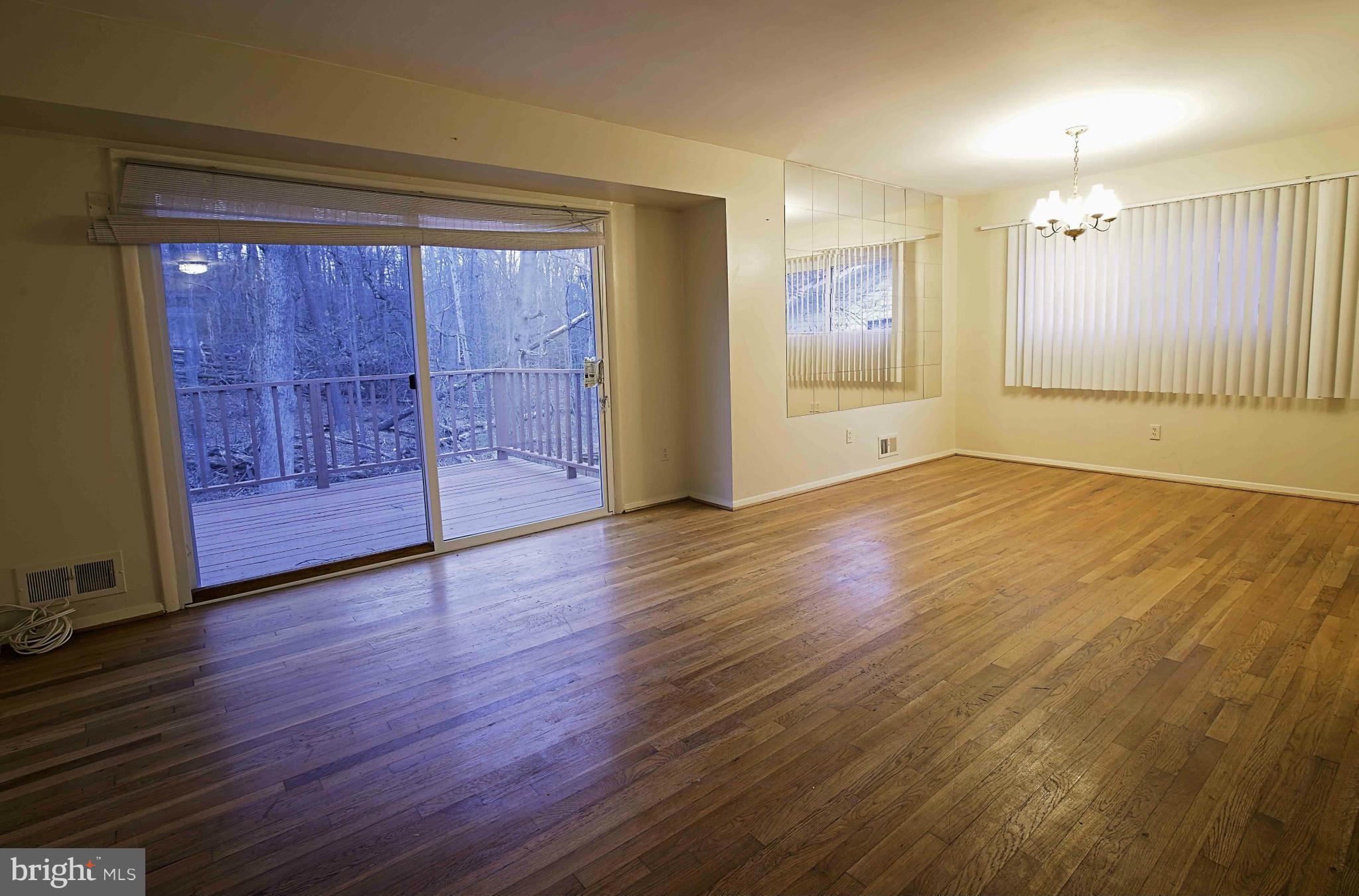 6820 Nashville Road Hyattsville, MD 20784 - Photo 2 of 15 Living Room
