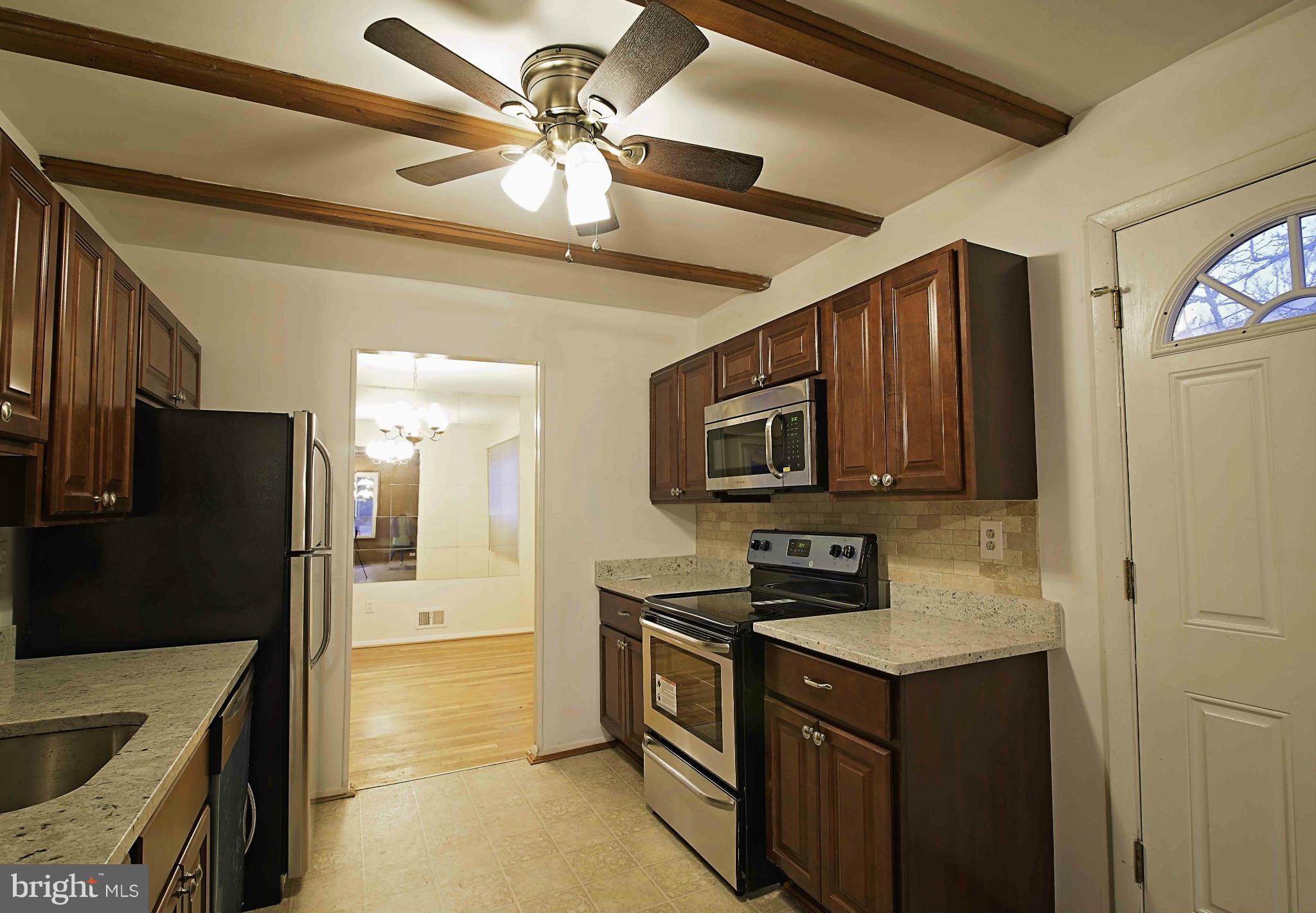 6820 Nashville Road Hyattsville, MD 20784 - Photo 3 of 15 Kitchen