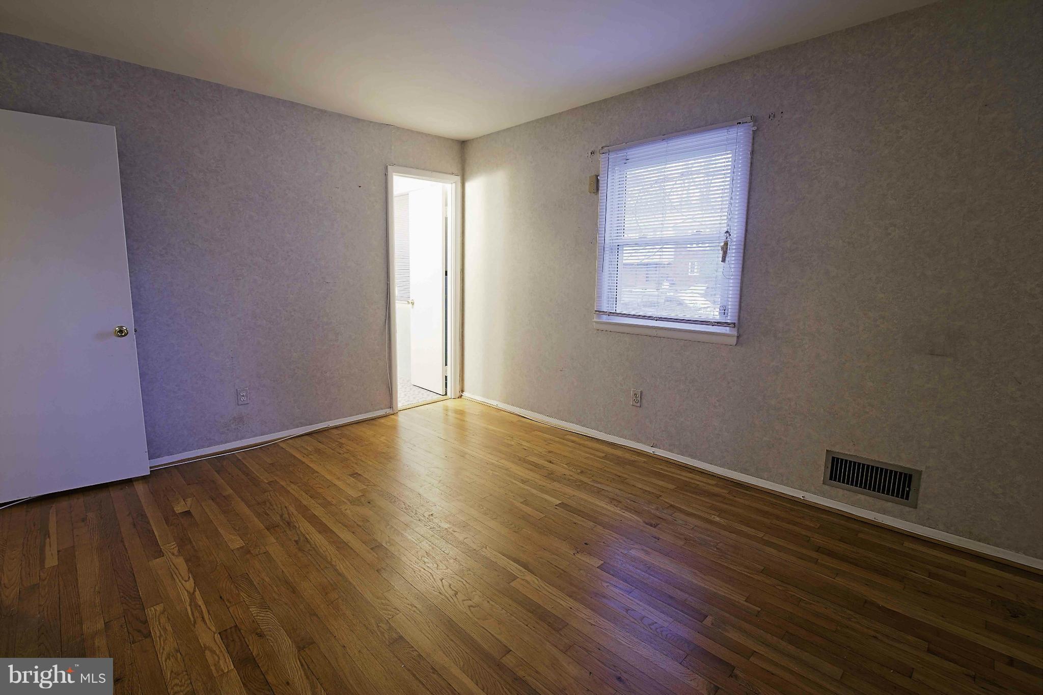 6820 Nashville Road Hyattsville, MD 20784 - Photo 7 of 15 Bedroom (Master)