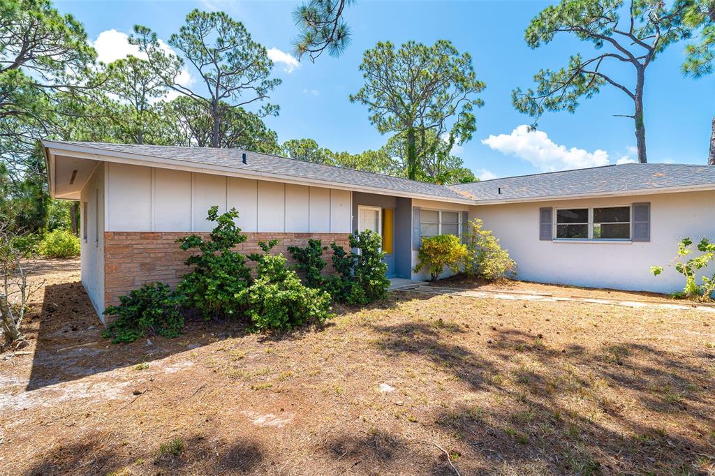 5833 South Miami Road Venice, FL 34293 - Photo 12 of 70