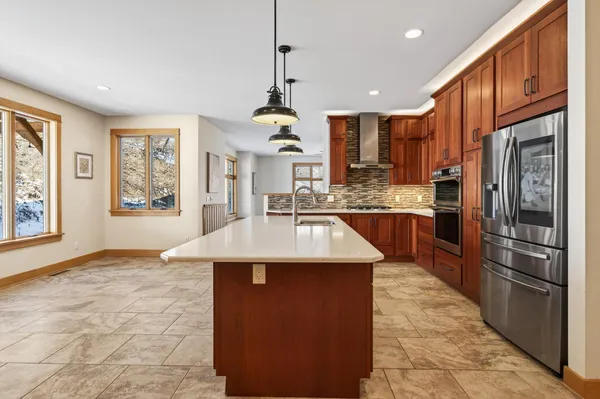 $729,000 | 104 Forest Oak Court, Winona, MN 55987