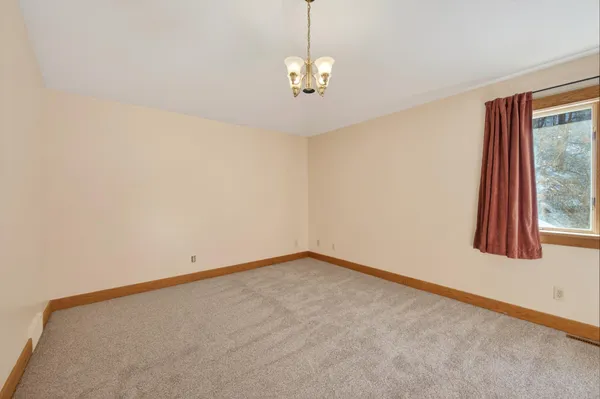 $729,000 | 104 Forest Oak Court, Winona, MN 55987