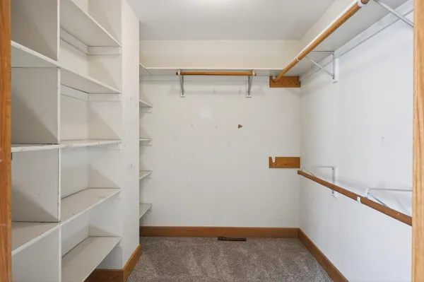 $729,000 | 104 Forest Oak Court, Winona, MN 55987