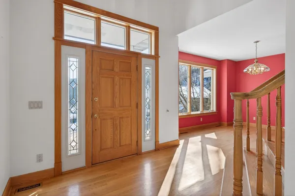 $729,000 | 104 Forest Oak Court, Winona, MN 55987