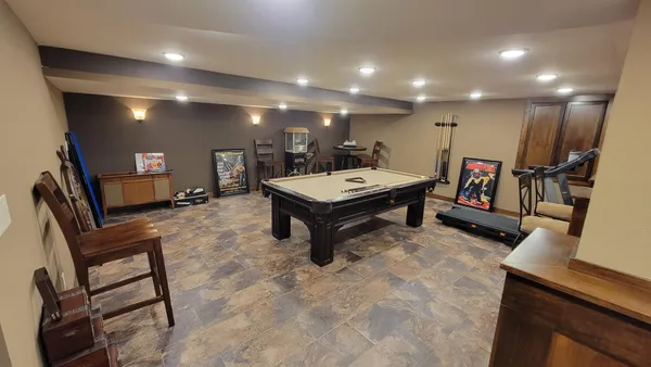 $729,000 | 104 Forest Oak Court, Winona, MN 55987