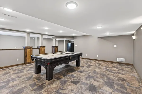 $729,000 | 104 Forest Oak Court, Winona, MN 55987