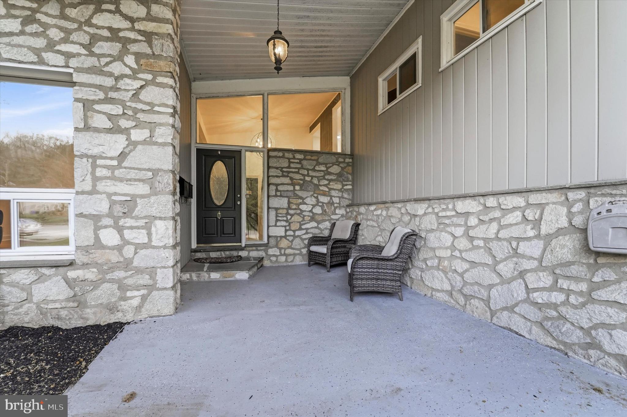 500 West Waverly Road Glenside, PA 19038 - Photo 2 of 32 Gallery Image 2