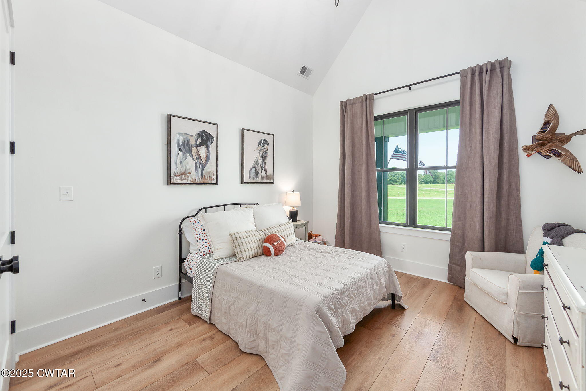 1644 Dr Conyers Road Friendship, TN 38034 - Photo 26 of 43 a bedroom with a bed and a window