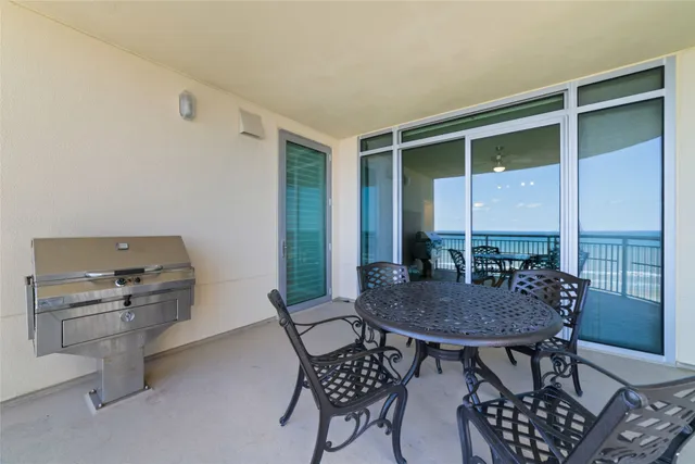 $950,000 | 801 East Beach Drive, Unit TW1004, Galveston, TX 77550
