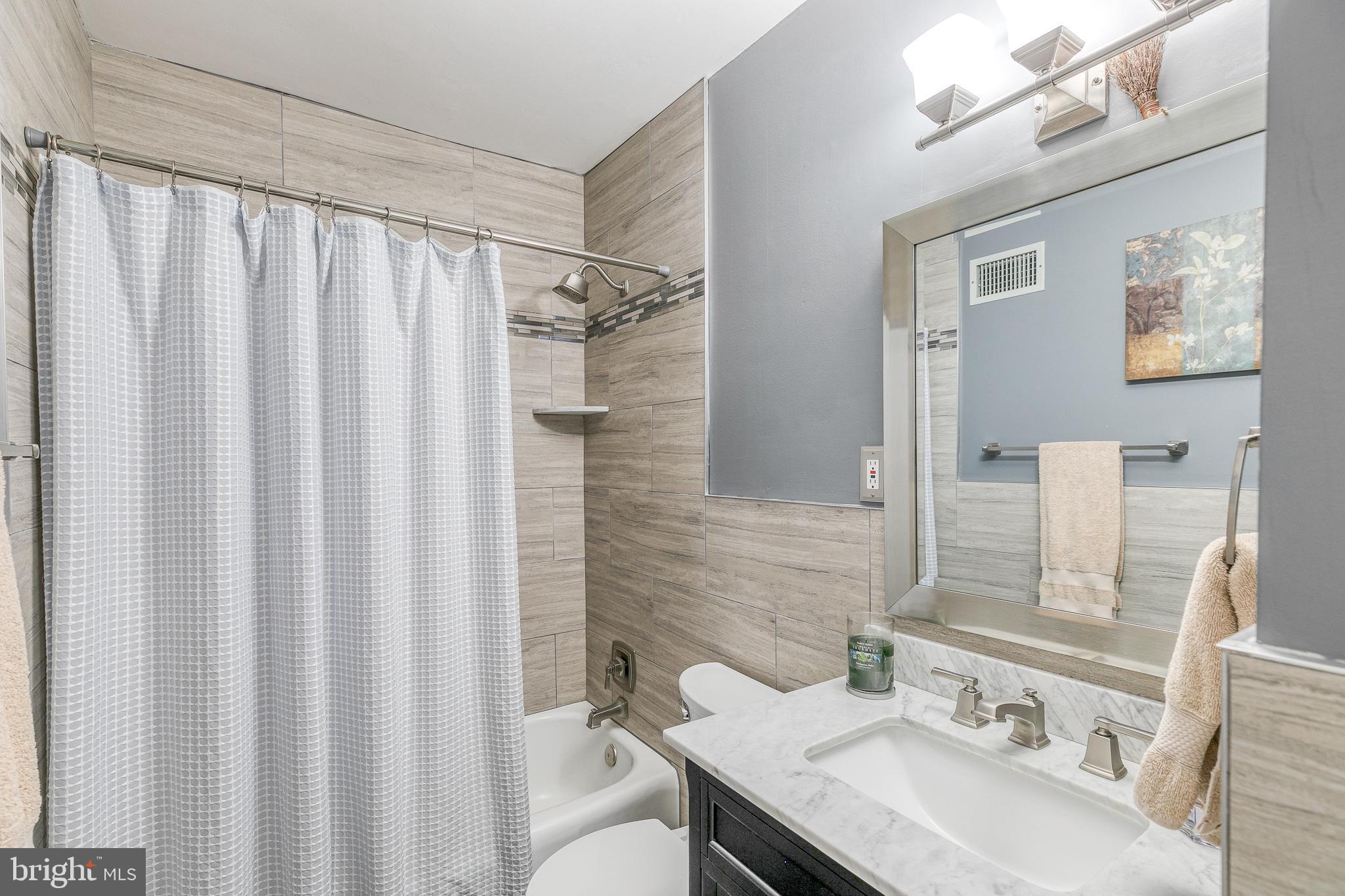 1721 Addison Street Philadelphia, PA 19146 - Photo 14 of 22 Gallery Image 14