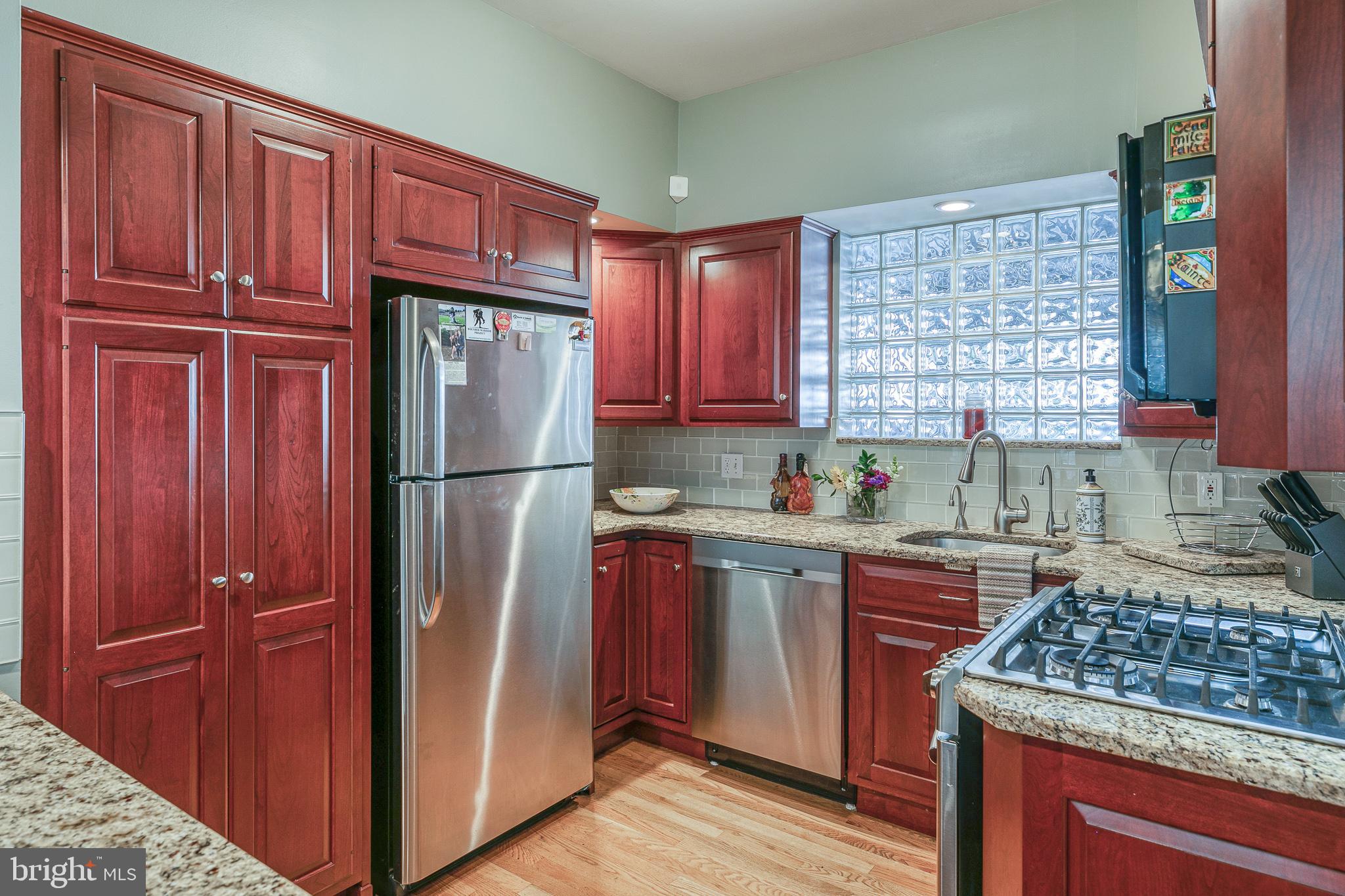 1721 Addison Street Philadelphia, PA 19146 - Photo 5 of 22 Gallery Image 5