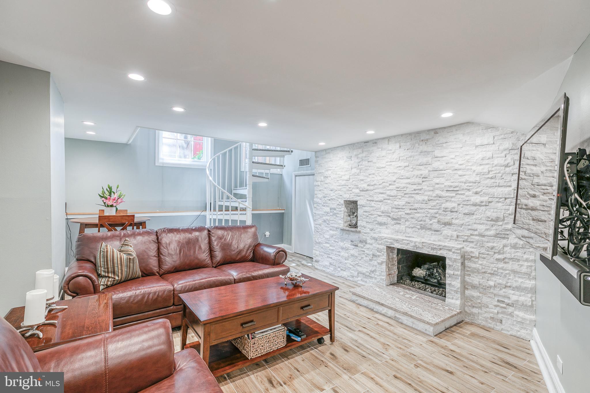 1721 Addison Street Philadelphia, PA 19146 - Photo 8 of 22 Gallery Image 8