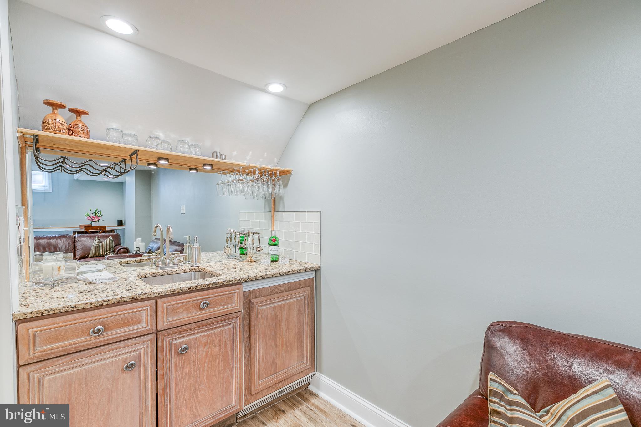 1721 Addison Street Philadelphia, PA 19146 - Photo 10 of 22 Gallery Image 10