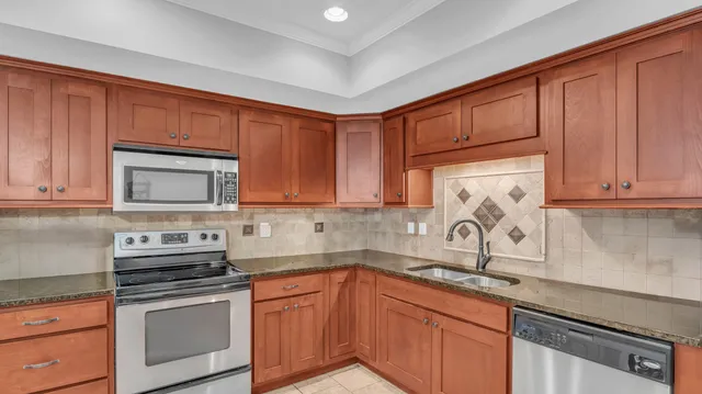 $599,900 | 9630 Wiltshire Drive, Ooltewah, TN 37363