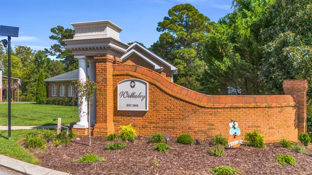 $599,900 | 9630 Wiltshire Drive, Ooltewah, TN 37363