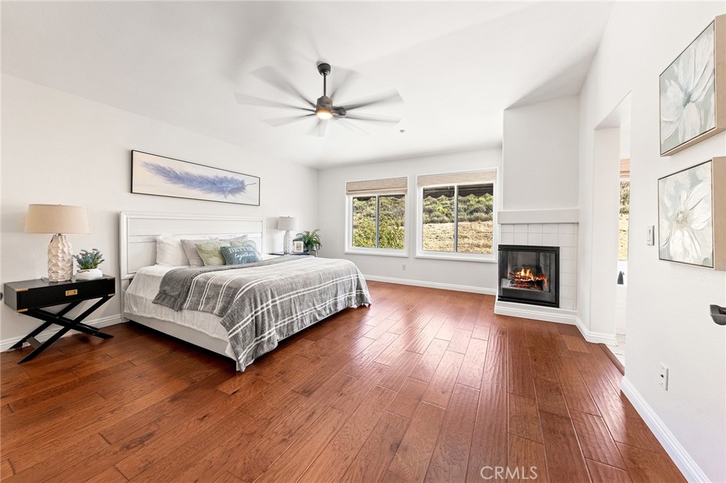6133 Natalie Road Chino Hills, CA 91709 - Photo 34 of 62 a bedroom with a bed and a window