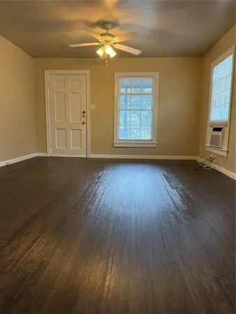 $1,295 | 504 West St Johns Avenue, Unit A, Austin, TX 78752