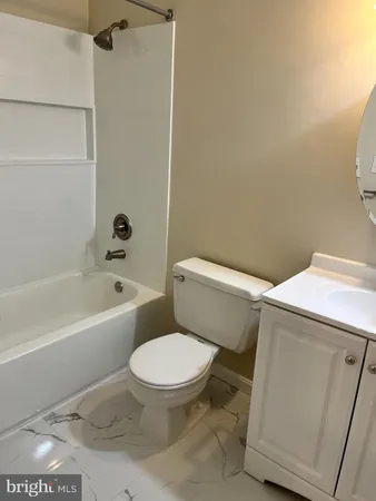 $3,550 | 10137 Oakwood Chase Court, Oakton, VA 22124