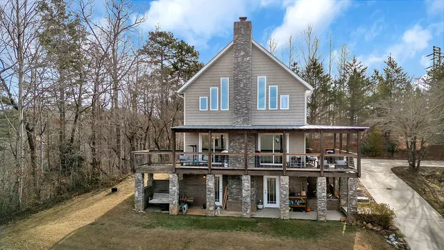 $549,900 | 125 Chauga Shoals Drive, Westminster, SC 29693