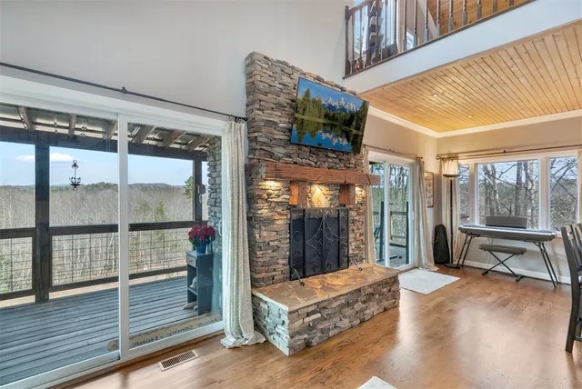 $549,900 | 125 Chauga Shoals Drive, Westminster, SC 29693