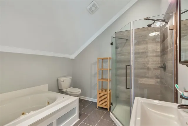 $549,900 | 125 Chauga Shoals Drive, Westminster, SC 29693