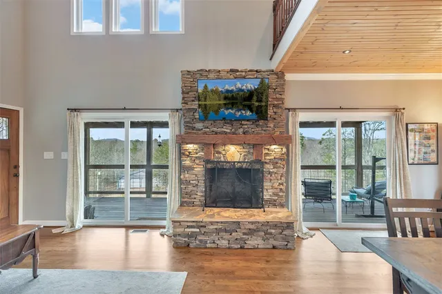 $549,900 | 125 Chauga Shoals Drive, Westminster, SC 29693