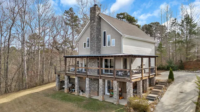 $549,900 | 125 Chauga Shoals Drive, Westminster, SC 29693