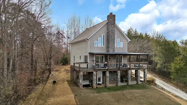 $549,900 | 125 Chauga Shoals Drive, Westminster, SC 29693