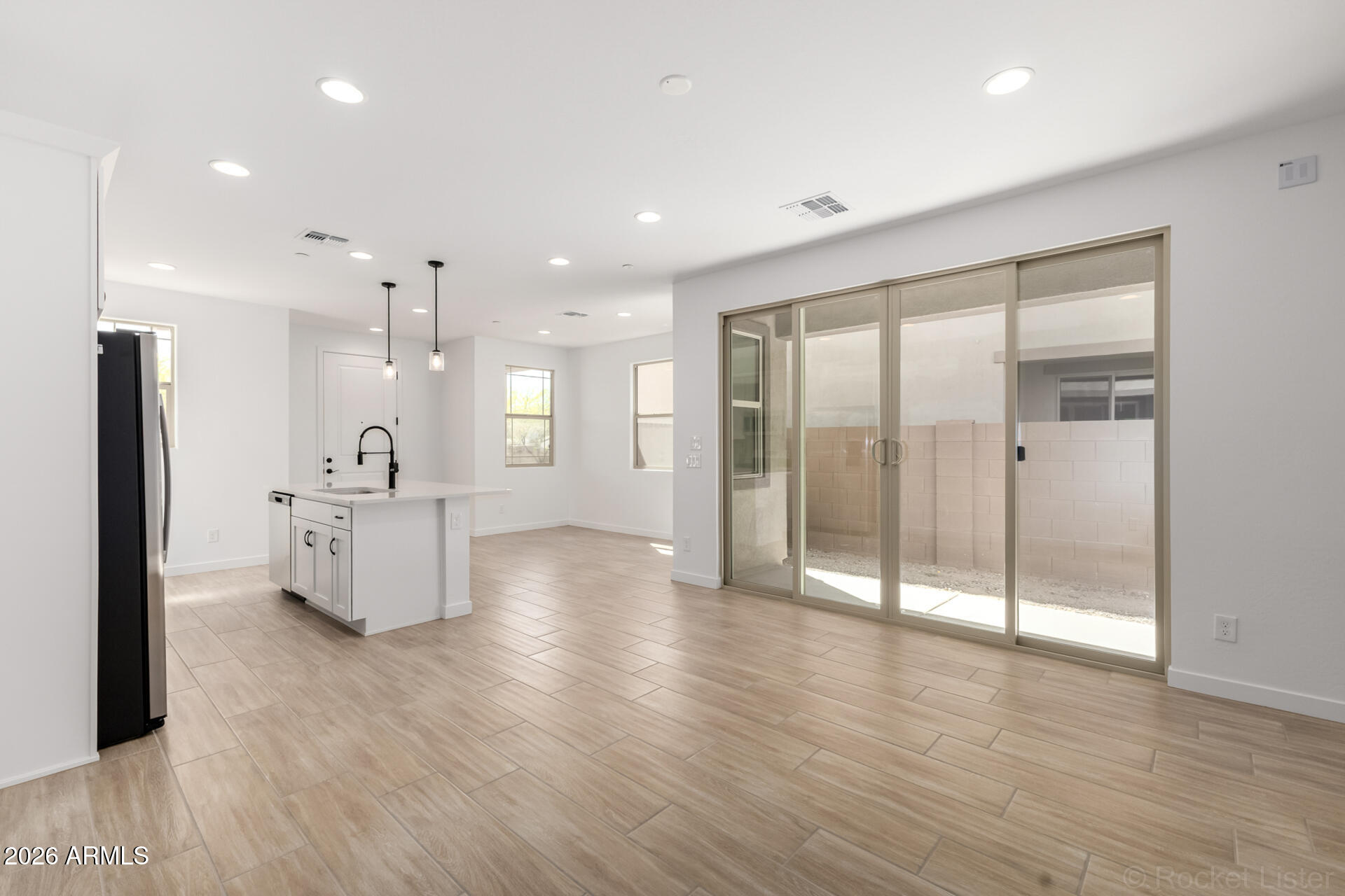 20612 West Thomas Road Buckeye, AZ 85396 - Photo 9 of 30 11 Thomas