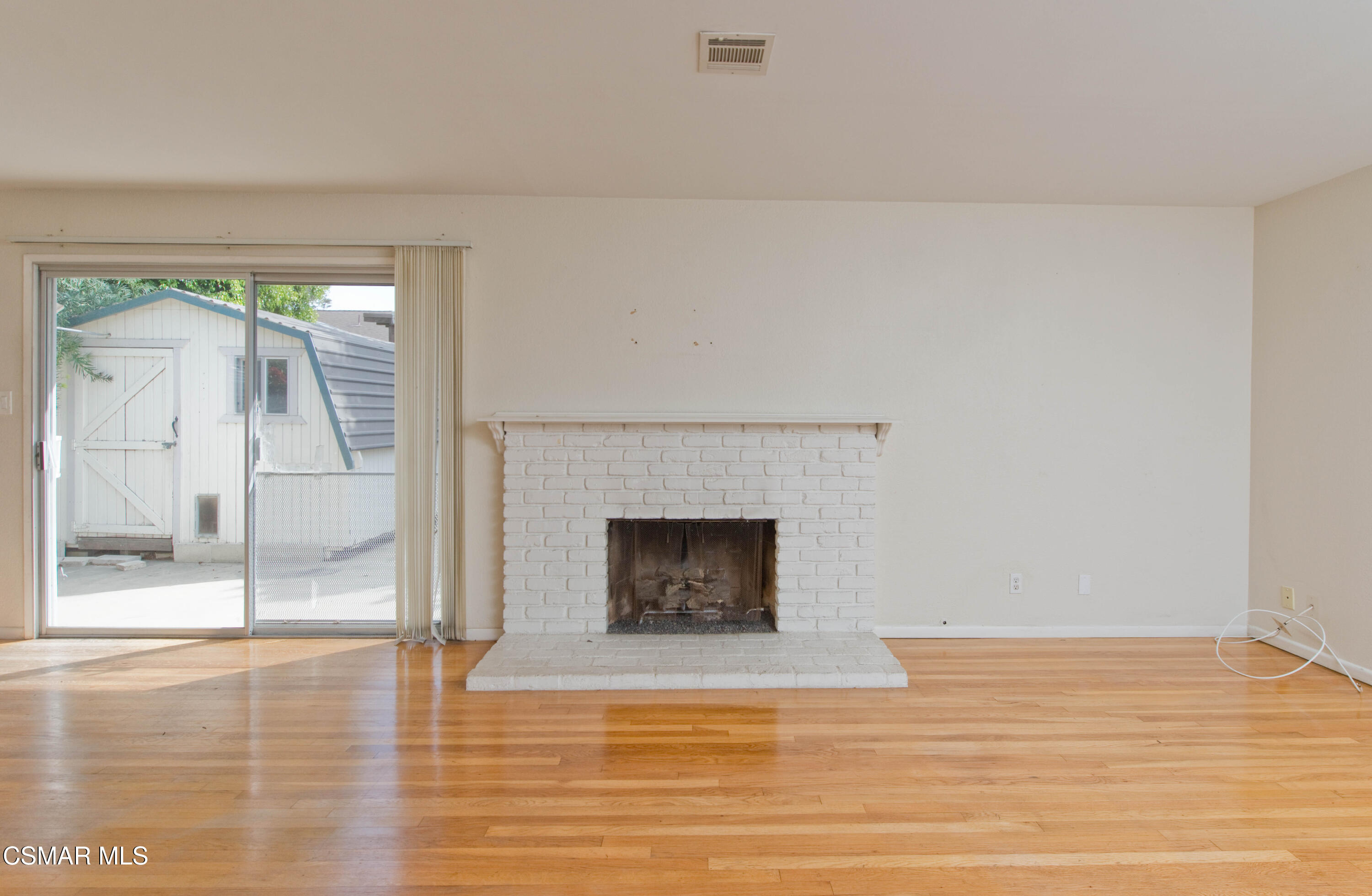 1944 Hayden Street Camarillo, CA 93010 - Photo 13 of 28 DSC_8838