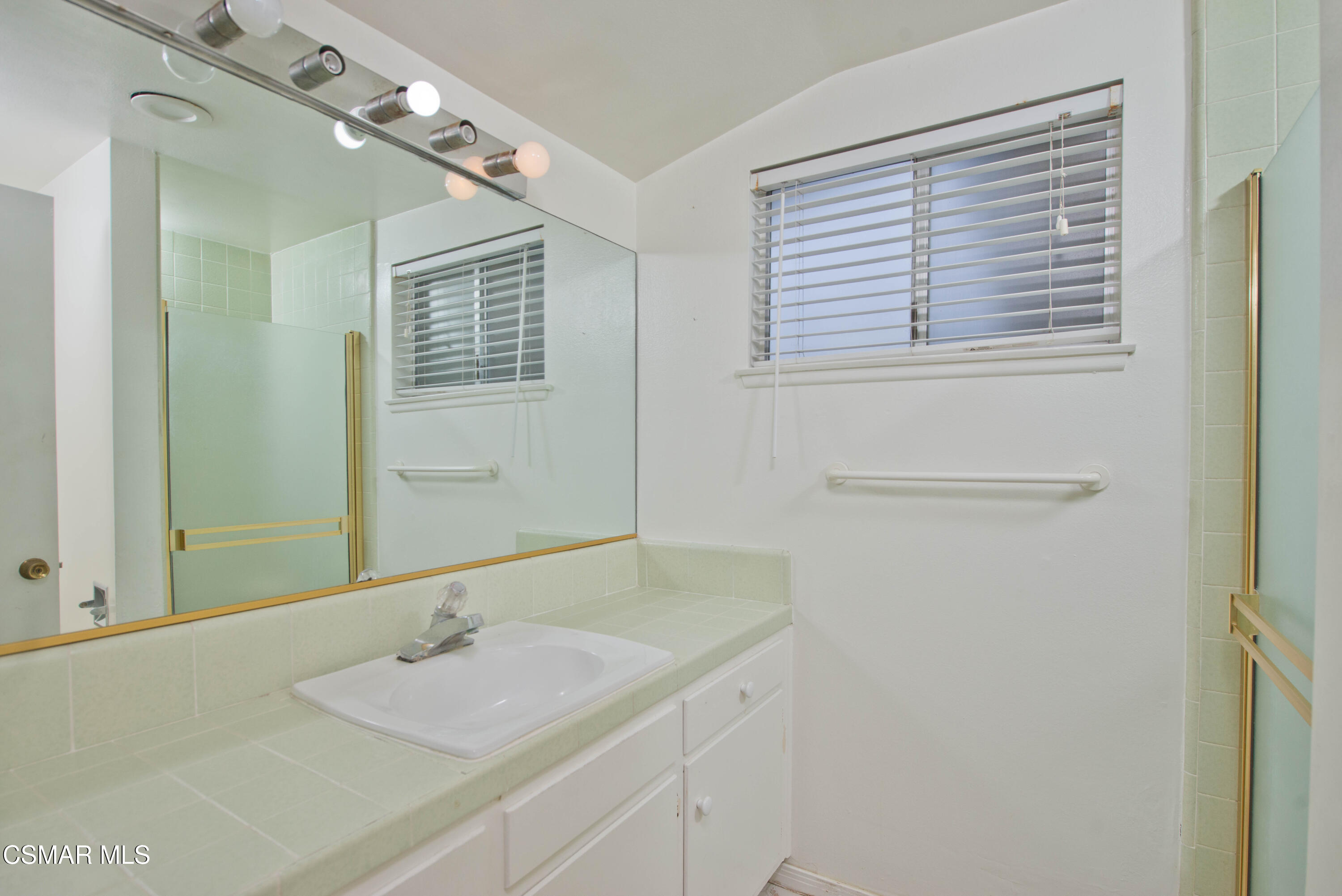 1944 Hayden Street Camarillo, CA 93010 - Photo 19 of 28 DSC_8896