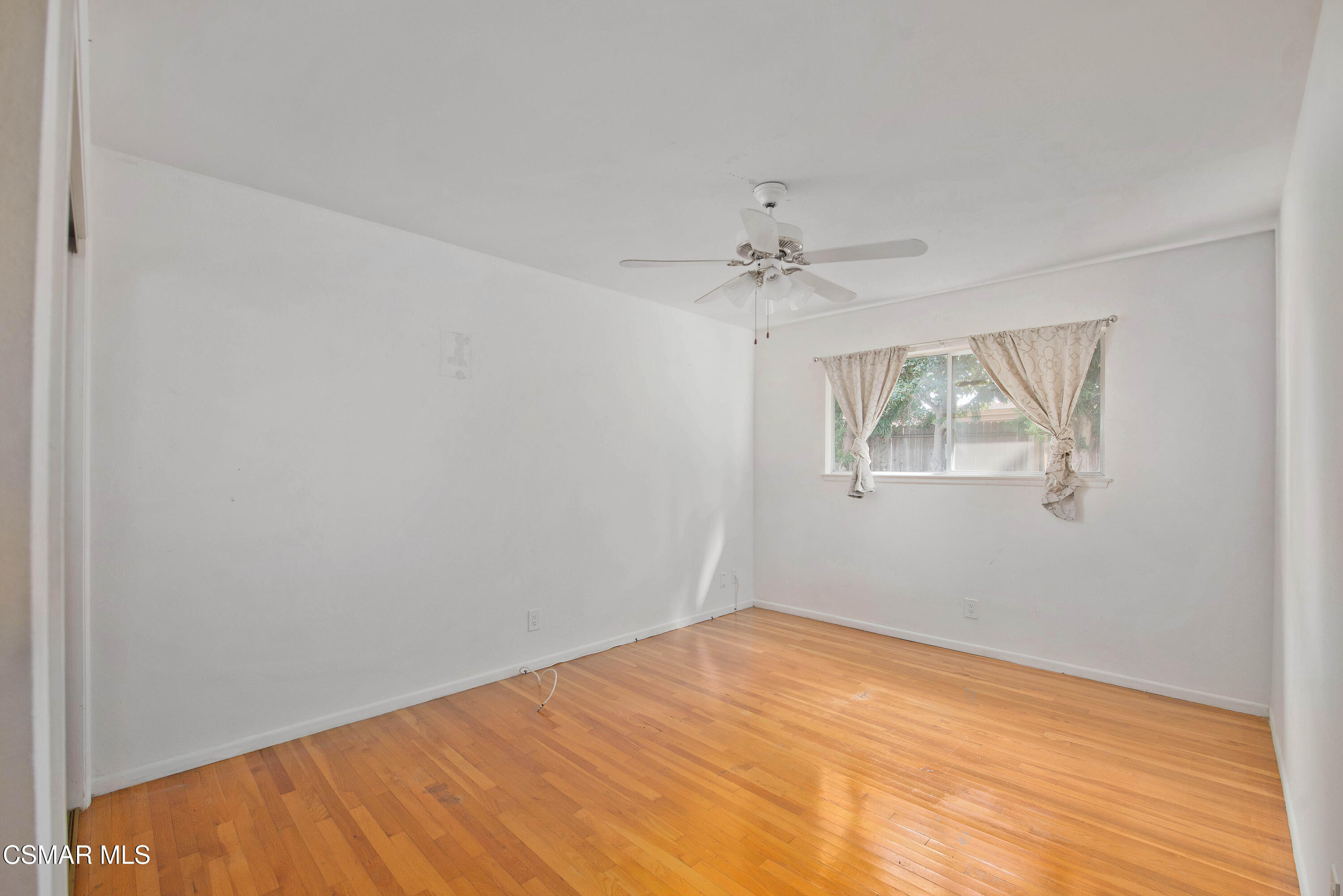 1944 Hayden Street Camarillo, CA 93010 - Photo 25 of 28 DSC_8928