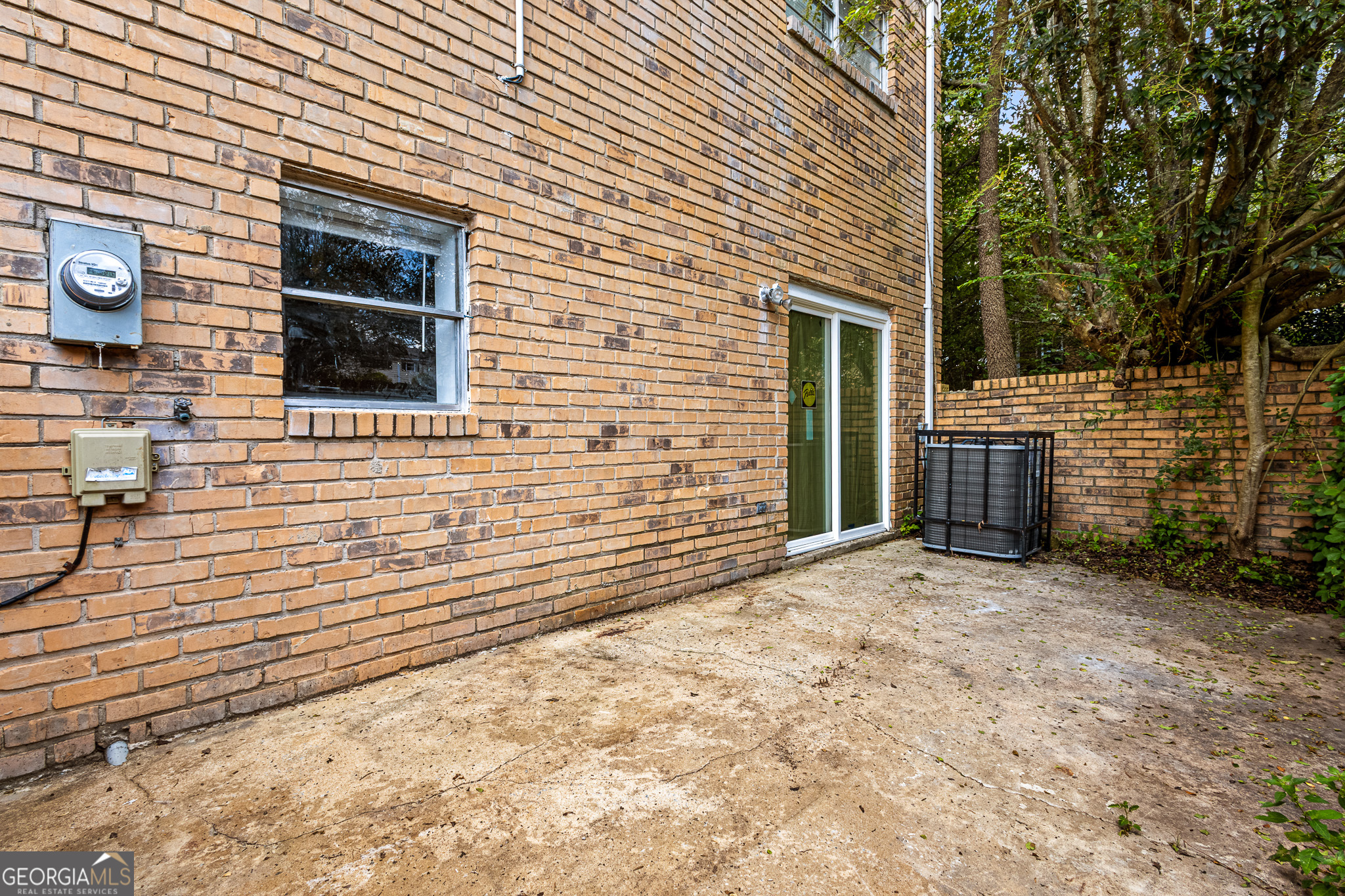 4701 Flat Shoals Road, Unit 47A Union City, GA 30291 - Photo 28 of 29 a view of a backyard of the house