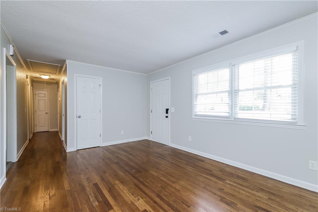 320 Logan Court King, NC 27021 - Photo 2 of 16