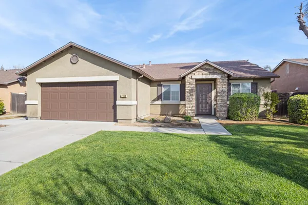 $419,800 | 2650 West Sedona Avenue, Visalia, CA 93291