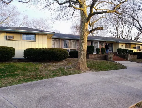 $500,000 | 210 South Railroad Avenue, Rio Grande, NJ 08242