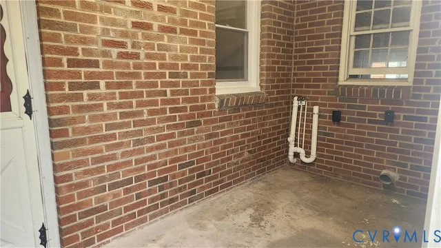 $1,450 | 428 Roslyn Avenue, Colonial Heights, VA 23834