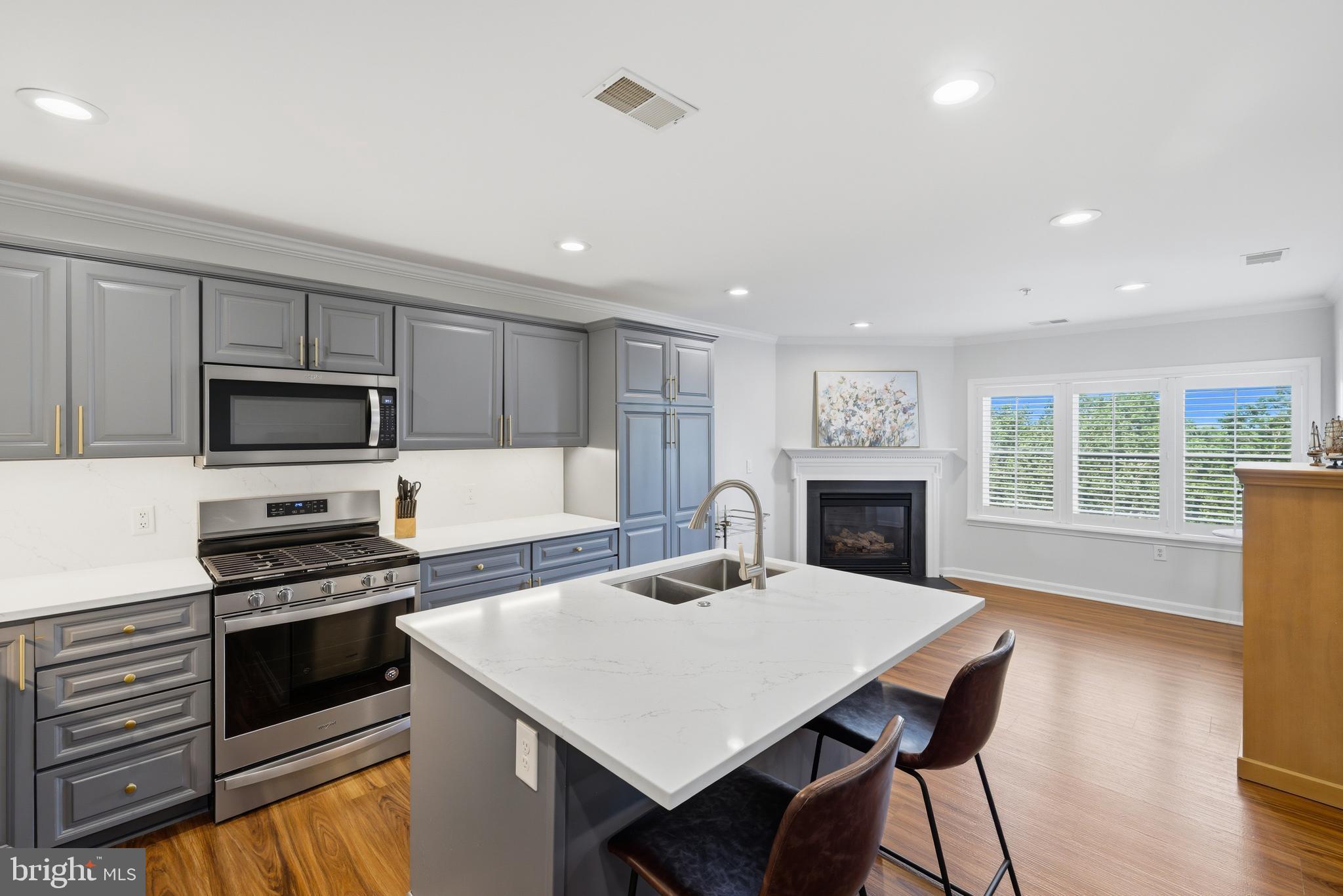 12240 Roundwood Road, Unit 605 Lutherville-Timonium, MD 21093 - Photo 6 of 38 Updated appliances beautiful flooring gas cooking