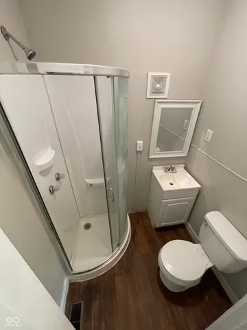 $995 | 4212 East Washington Street, Indianapolis, IN 46201